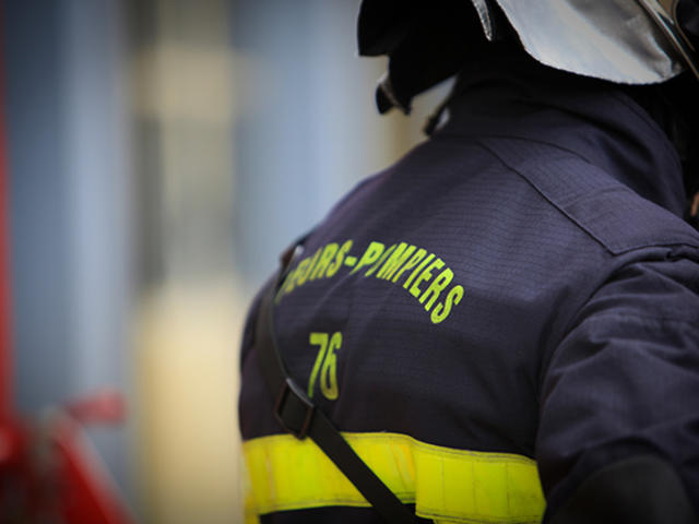 French fire fighter