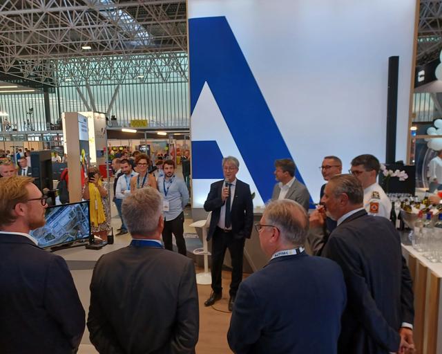 CNSPF 2023 - Olivier Koczan closing speech at Airbus stand full of peopleOlivier Koczan closing speech at Airbus stand full of people CNSPF 2023 - Olivier Koczan closing speech at Airbus stand full of peopleOlivier Koczan closing speech at Airbus stand full of people