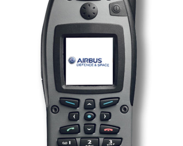 THR880i handheld TETRA radio