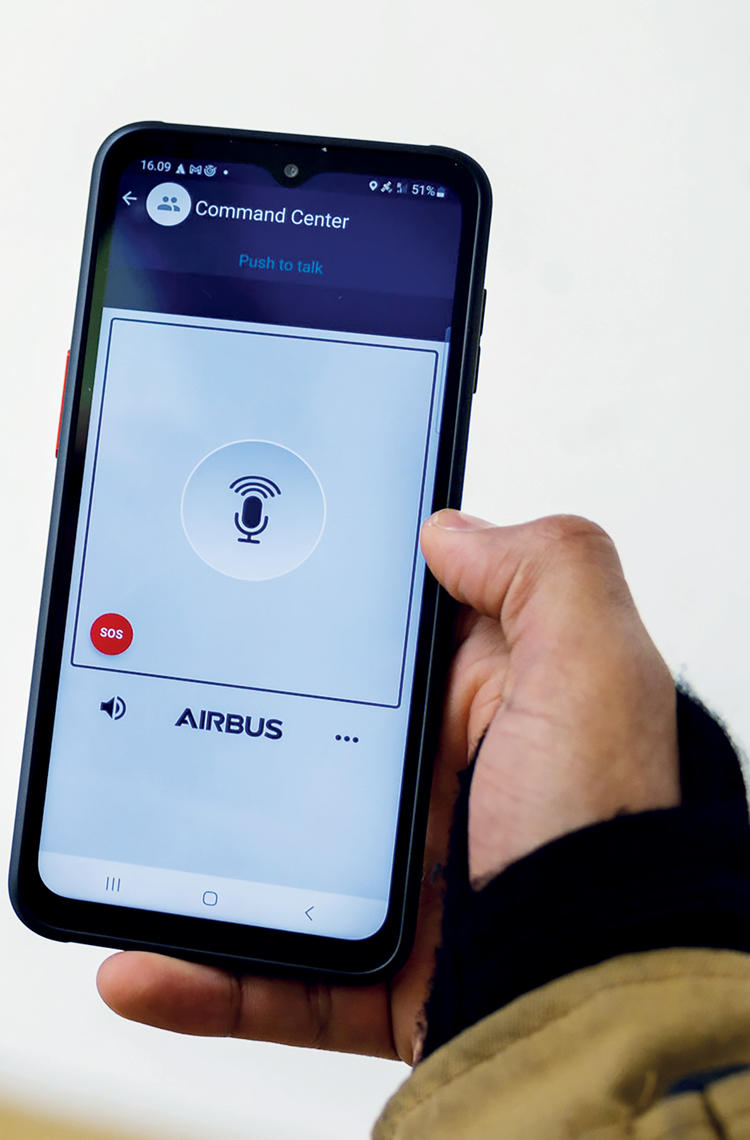 Agnet using satcom connectivity