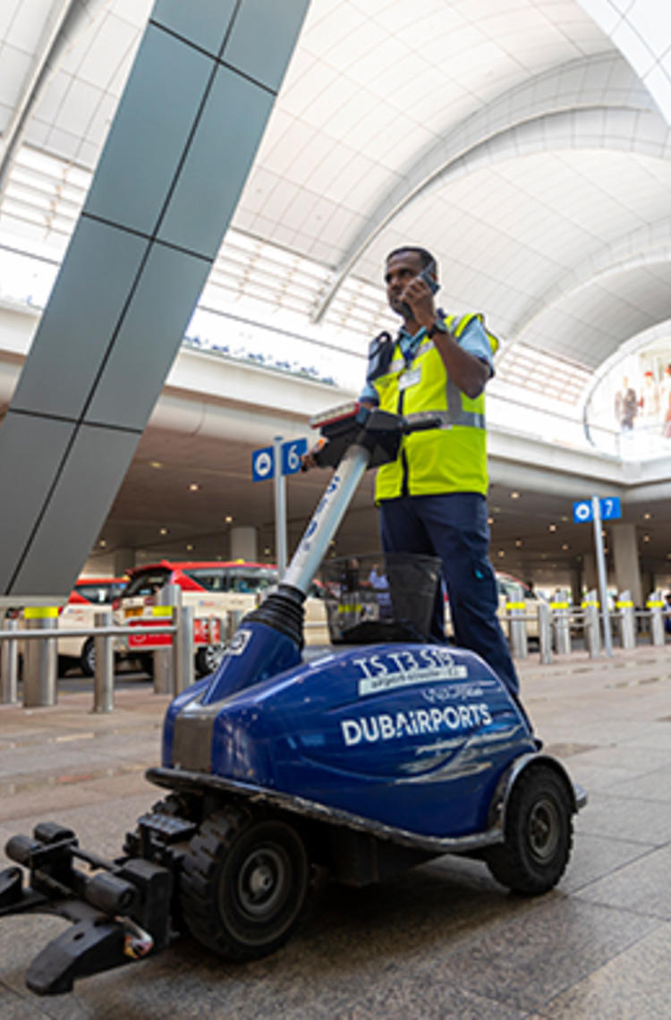 Dubai airport trolley management staff Dubai airport trolley management staff