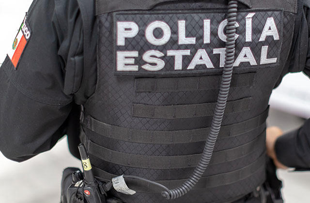 queretaro_police_officer.jpg 