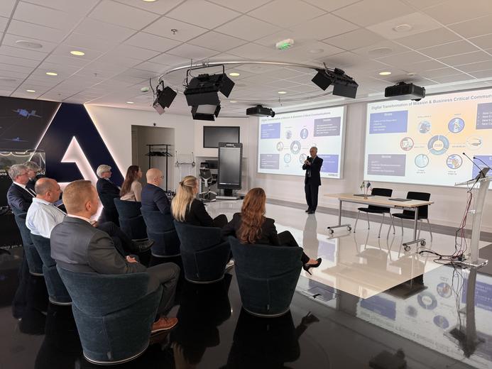 MSB and Airbus signature to migrate TETRA Swedish communications network to broadband - presentation